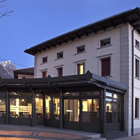 La Locanda Alla Stazione Hotel Ponte nellʼAlpi Eksteriør billede